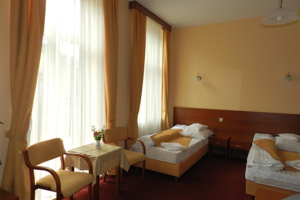 Soplicowo Hotel Krynica Zdroj Bagian luar foto